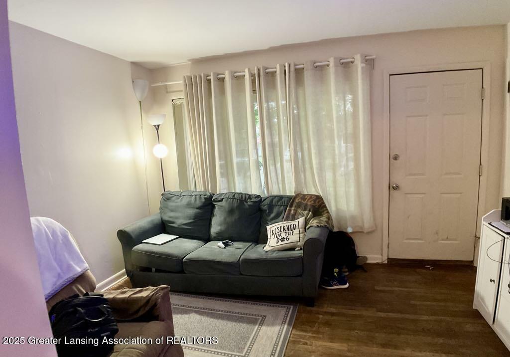 Property Photo: 1631 Ackley Avenue MI 48186