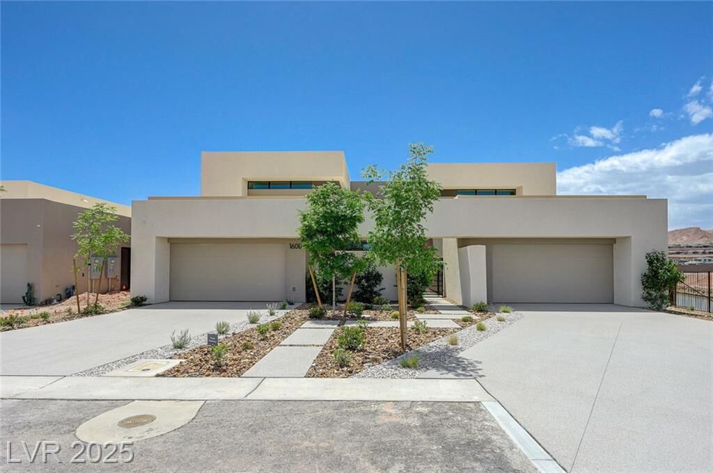 Property Photo: 1600 Pleasant Bay Court NV 89011