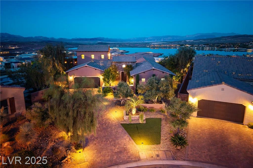 Property Photo: 8 Laricola Court NV 89011