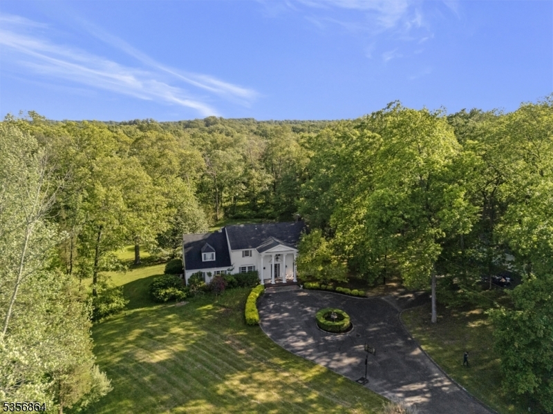 147 Liberty Corner Rd  Bernards Twp. NJ 07920 photo