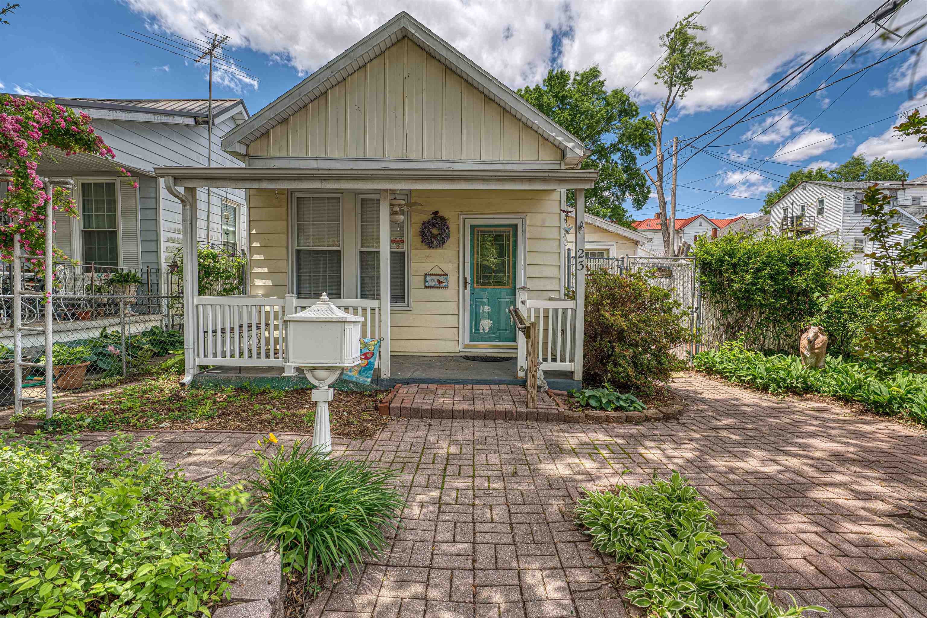 Property Photo: 23 N Adams Street KY 42420