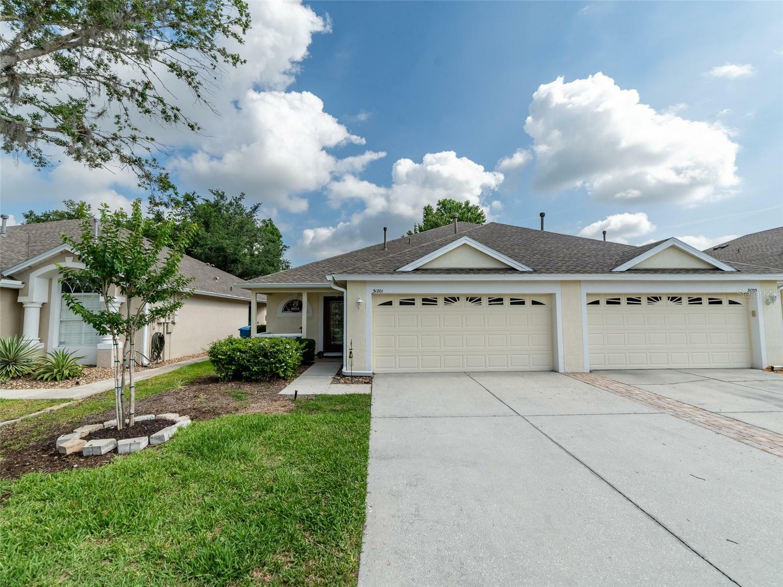 Property Photo: 31201 Shaker Circle FL 33543