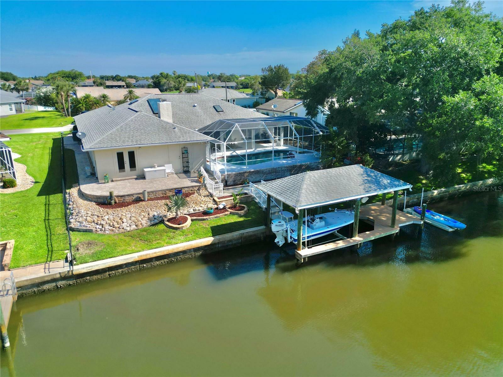 Property Photo: 4 Cotton Court FL 32137