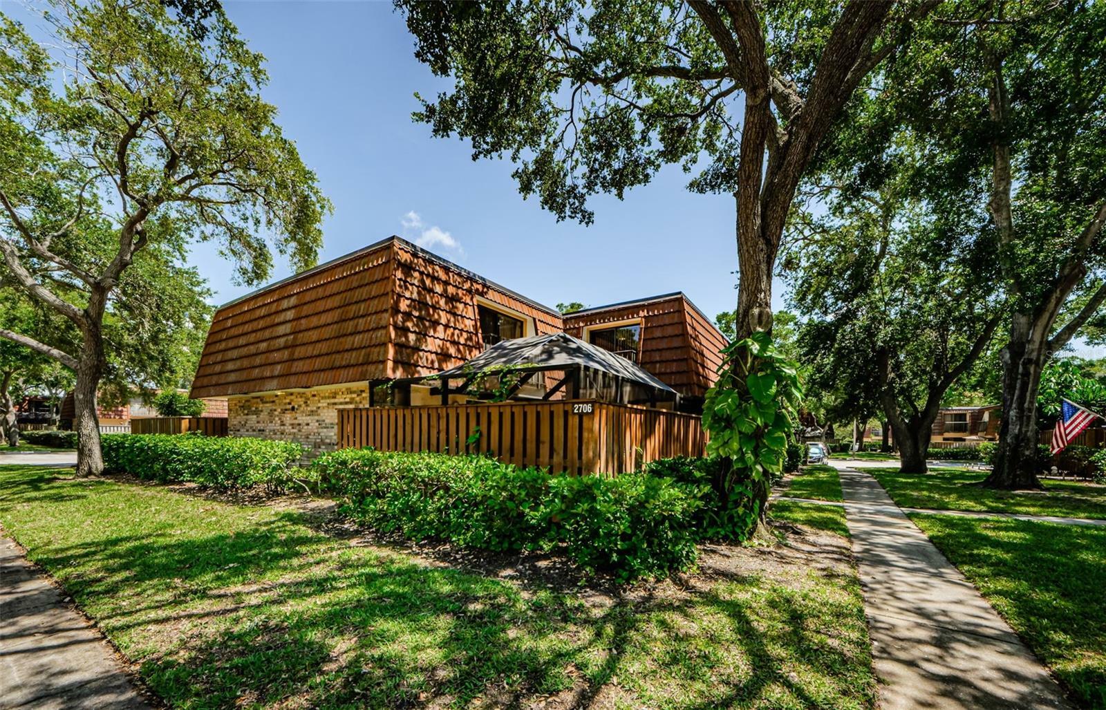 Property Photo: 2706 11th Court FL 34684