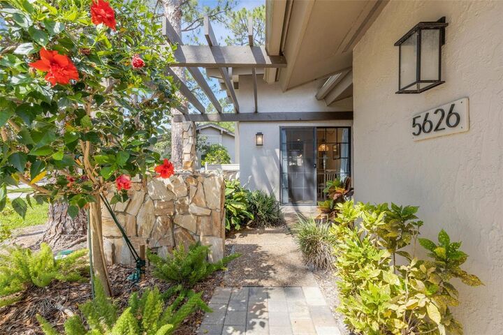 Property Photo: 5626 Pipers Waite 22 FL 34235