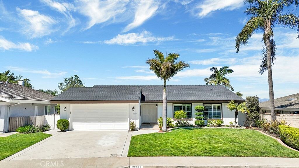 Property Photo: 29222 Tieree Street CA 92677