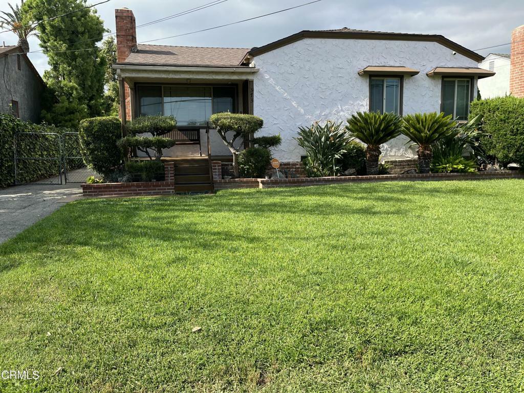 Property Photo: 373 Laun Street CA 91001