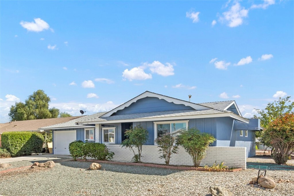 Property Photo: 25781 Interlechen Drive CA 92586