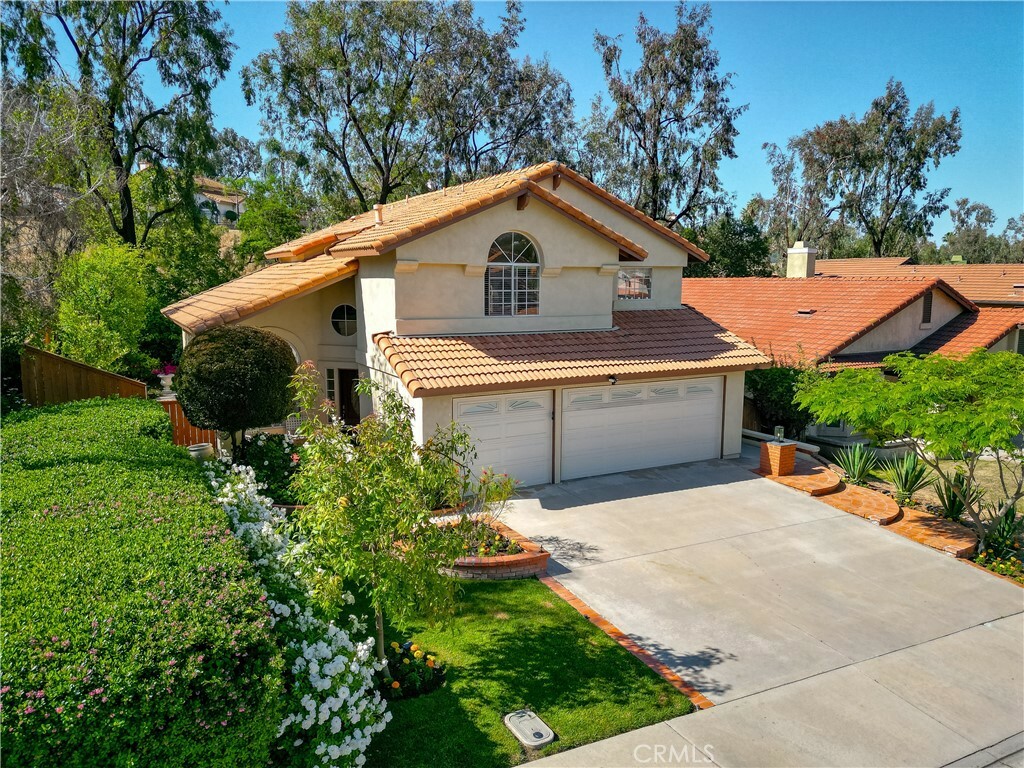 Property Photo:  23959 Creekwood Drive  CA 92557 