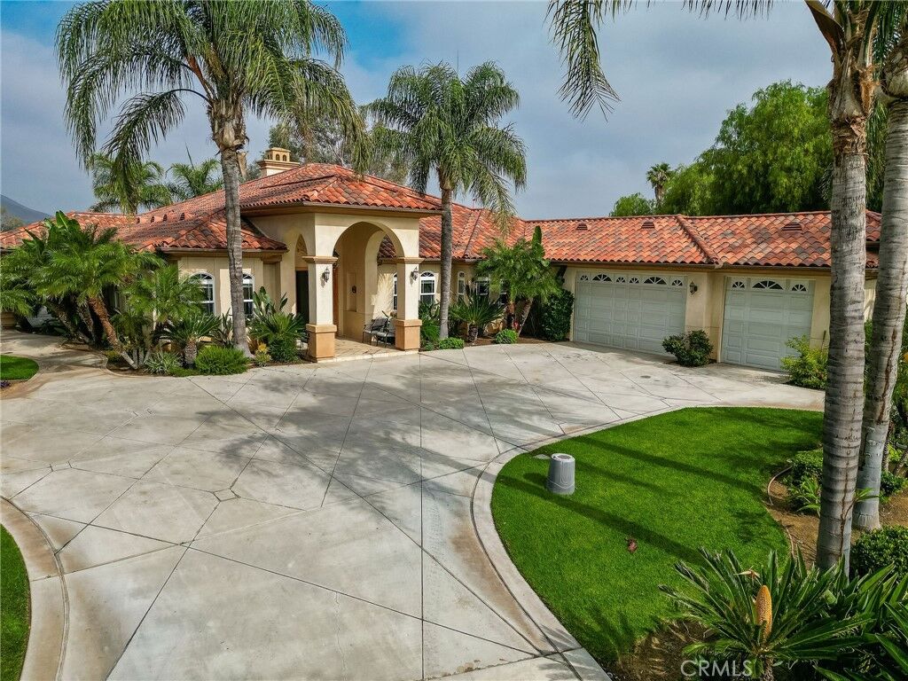 Property Photo: 6116 Chadbourne Avenue CA 92505