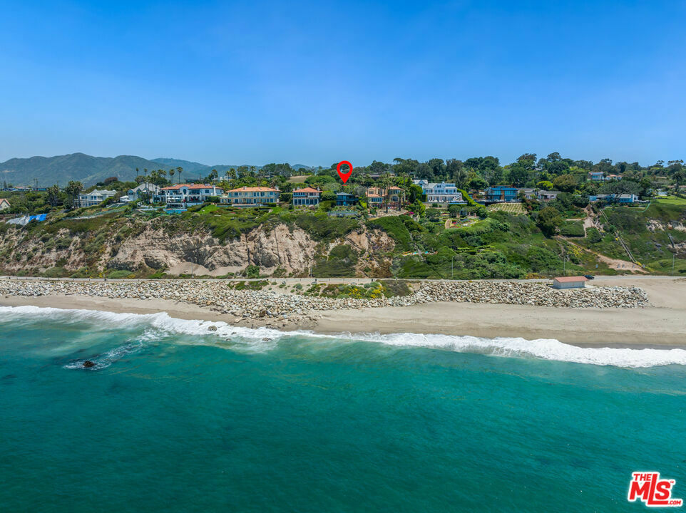 7089 Birdview Avenue  Malibu CA 90265 photo