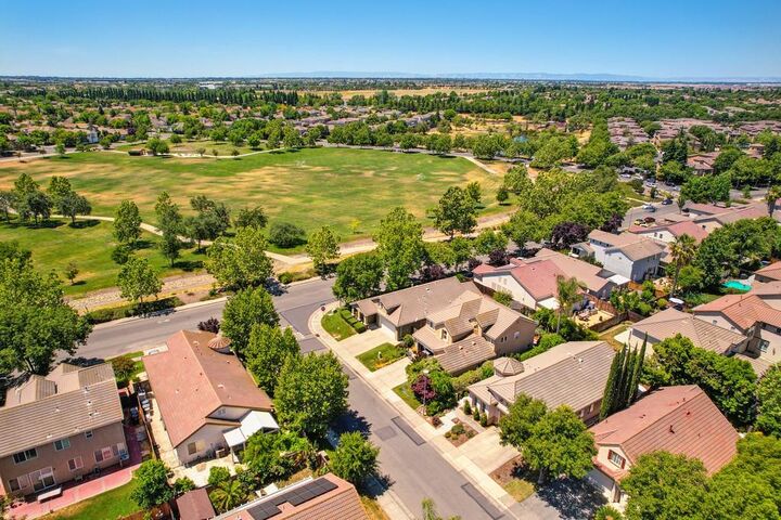Property Photo:  5115 Nantucket Way  CA 95835 