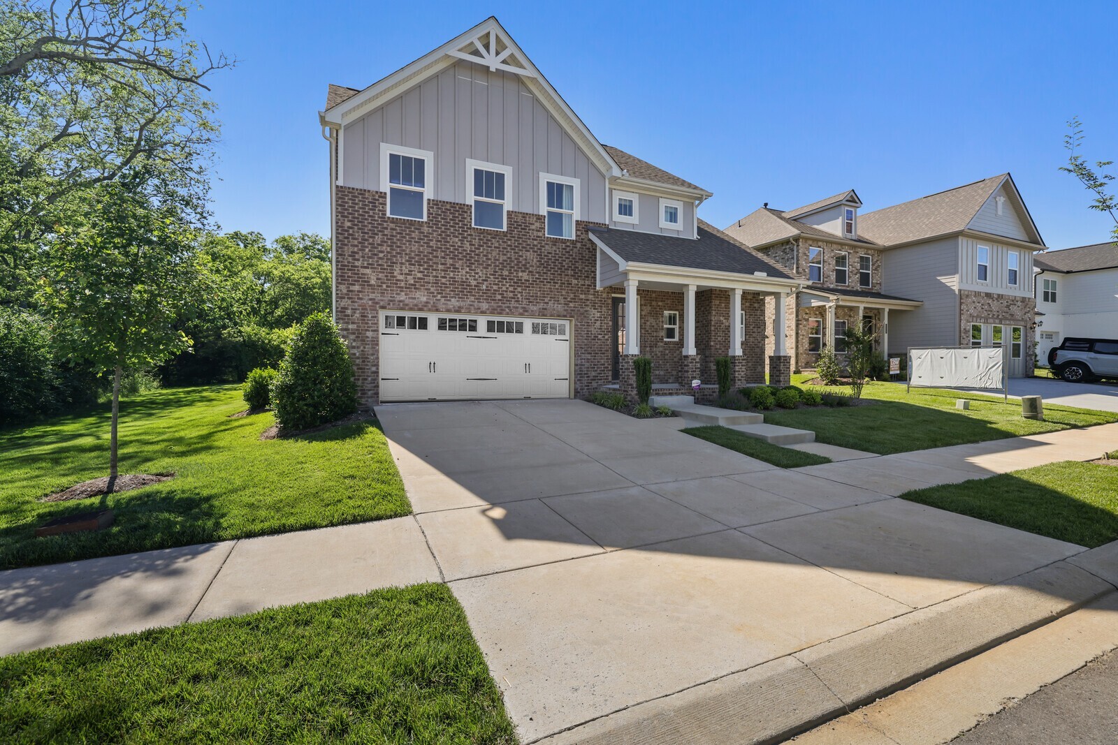 Property Photo: 334 Triple Crown Cir TN 37066