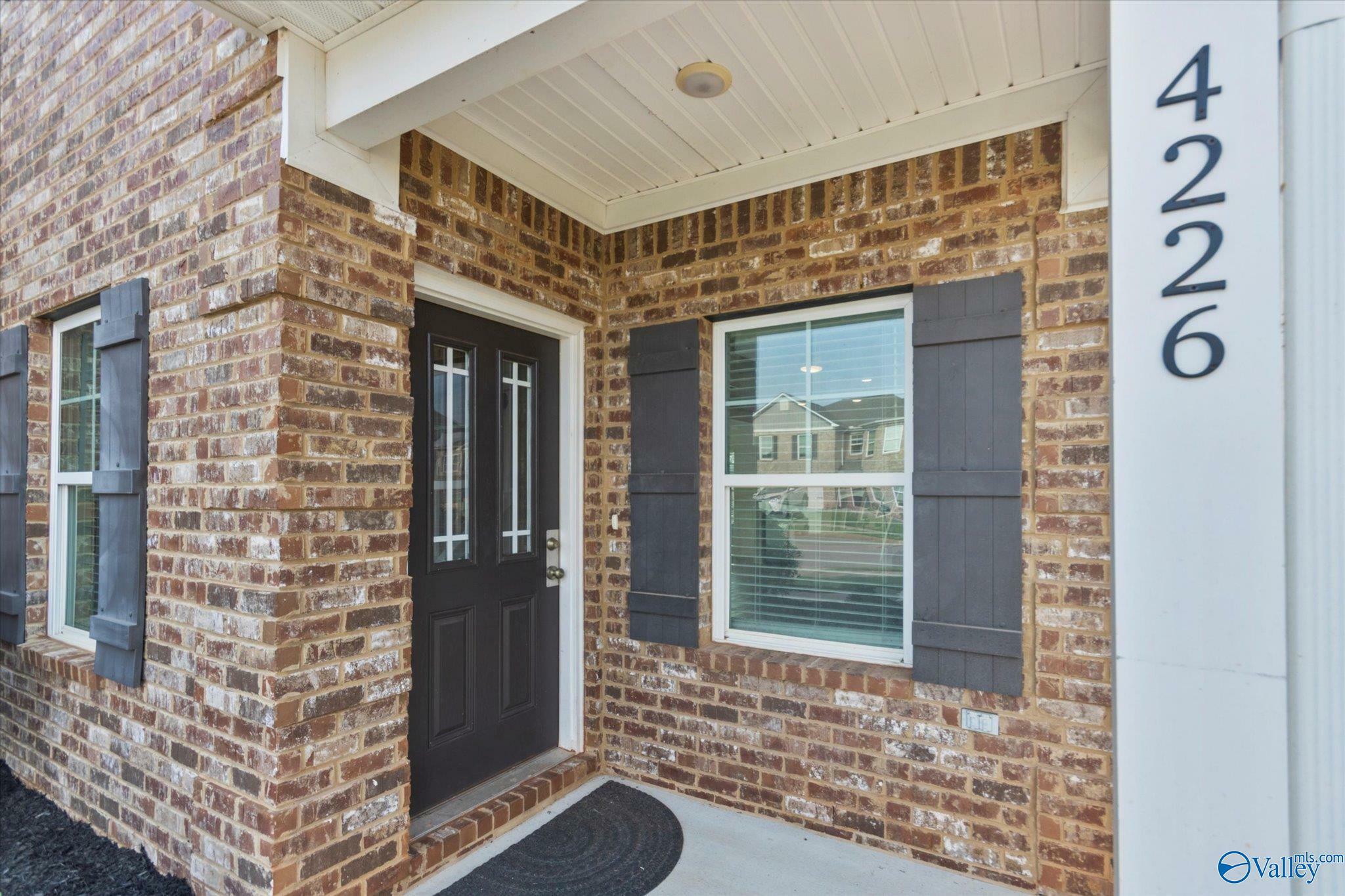 Property Photo:  4226 Textile Lane SW  AL 35805 