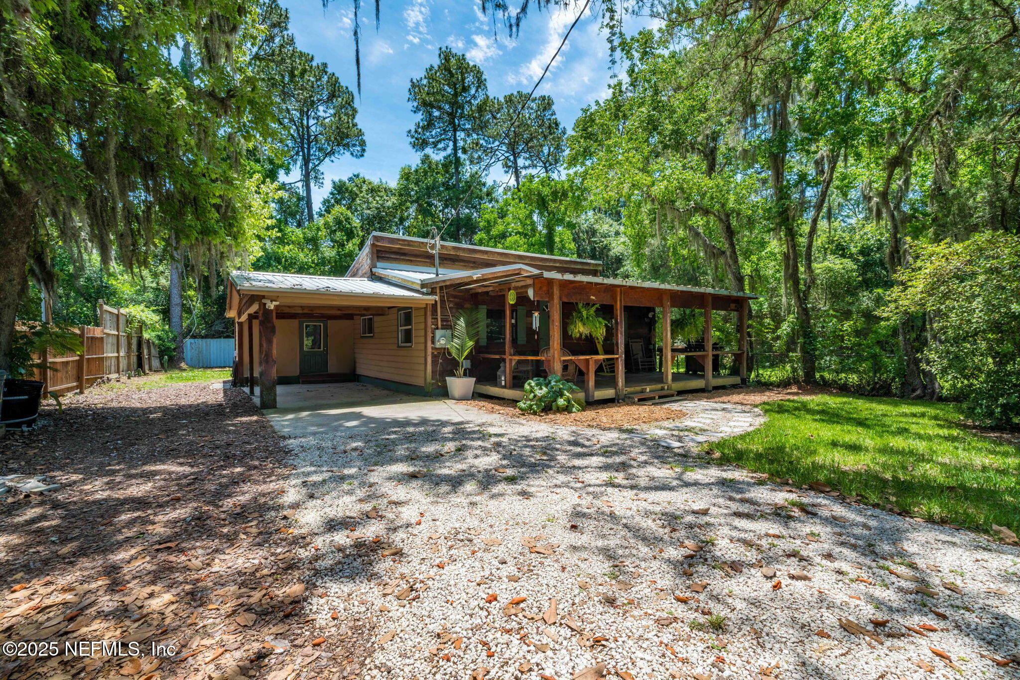 Property Photo: 9160 Wild Road FL 32220