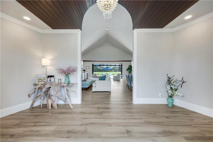 Property Photo:  4701 Oak Leaf Dr  FL 34119 