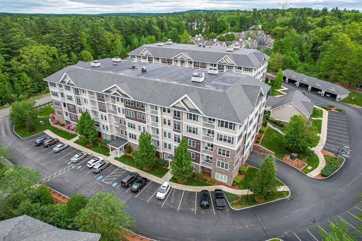 Property Photo: 10 Braemoor Woods Road NH 03079