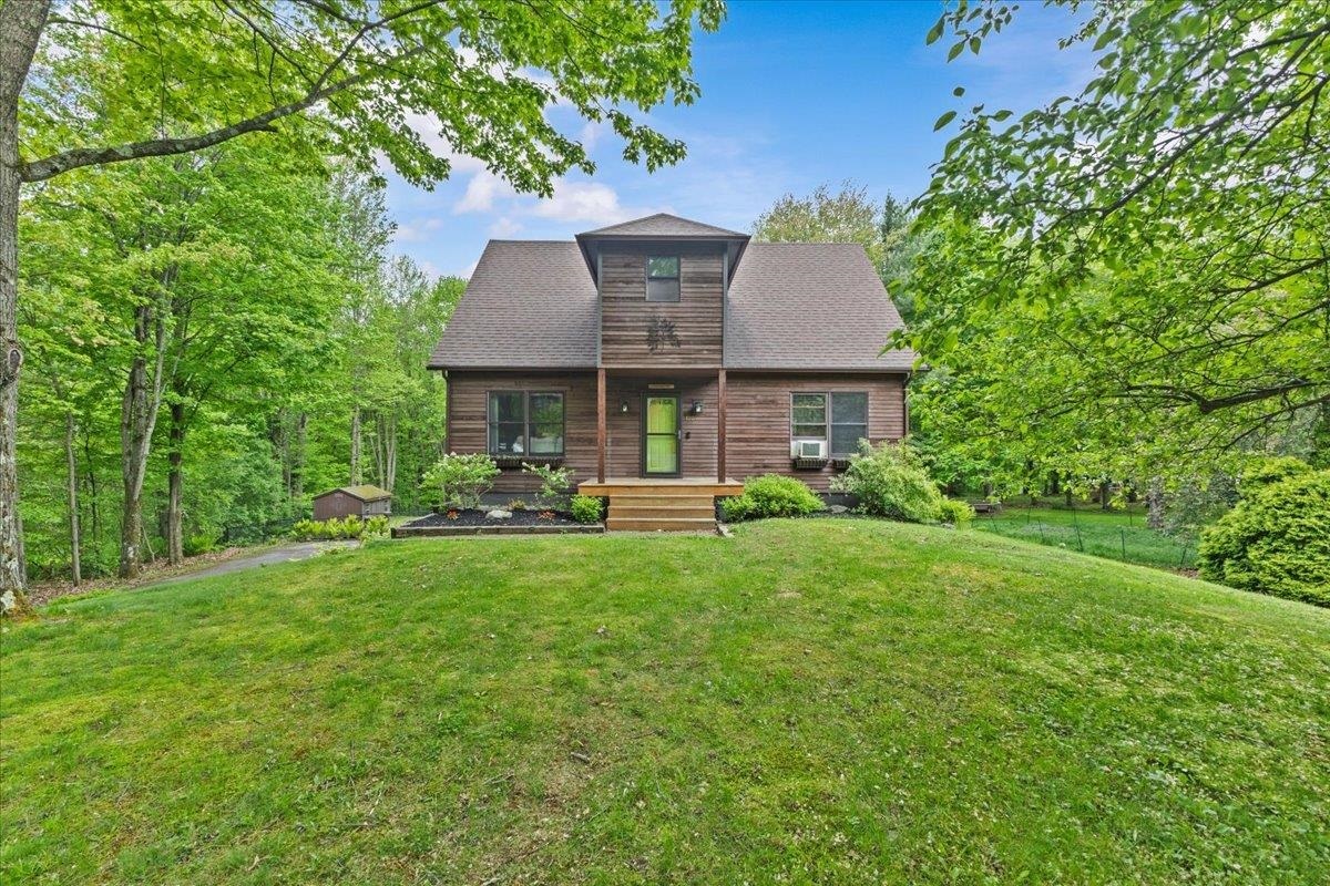 Property Photo:  100 Maplewood Avenue  VT 05468 