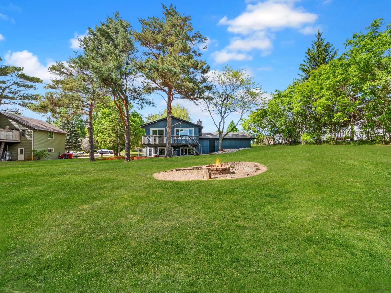 Property Photo:  2908 Crestwood Drive NE  MN 56308 