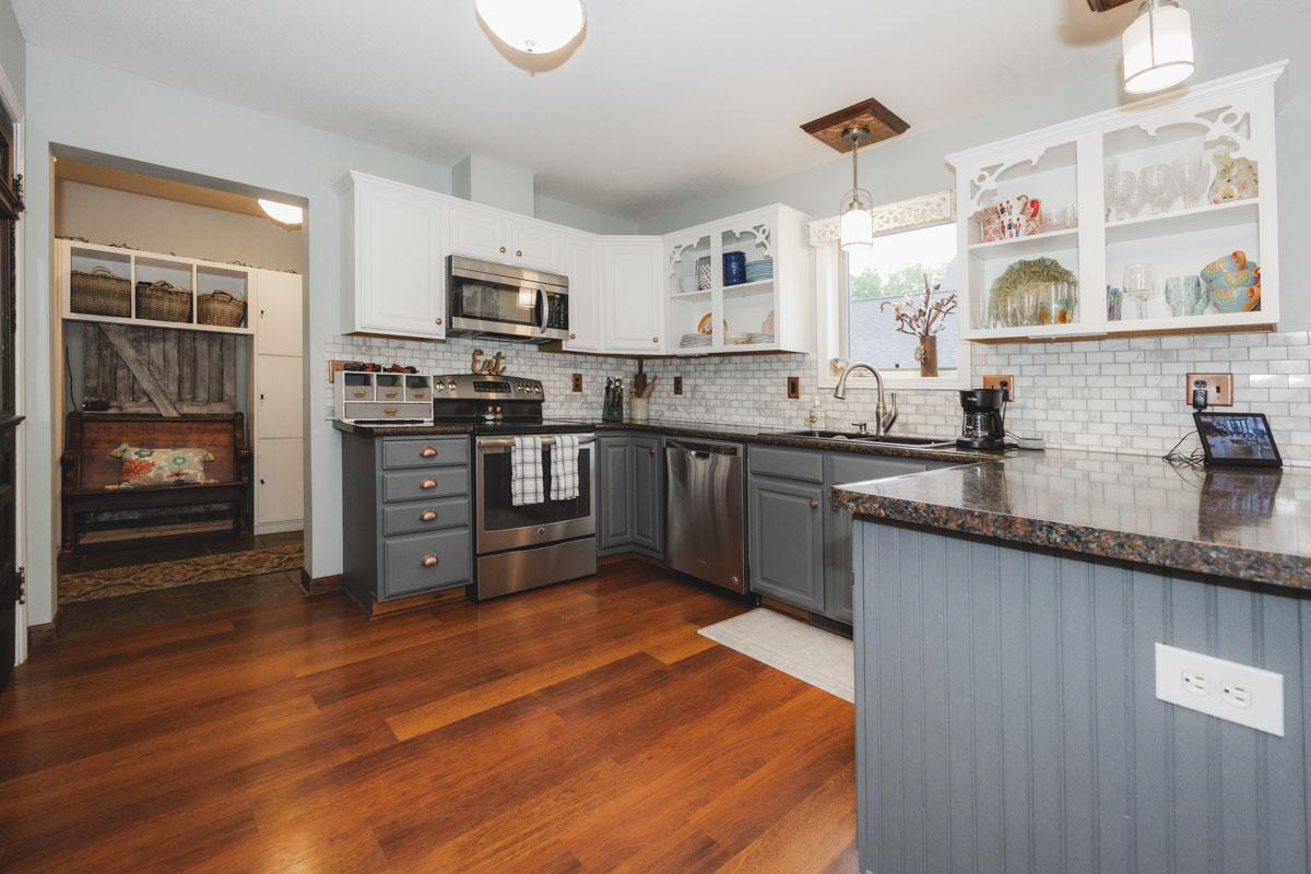 Property Photo: 868 Park Drive MN 56501