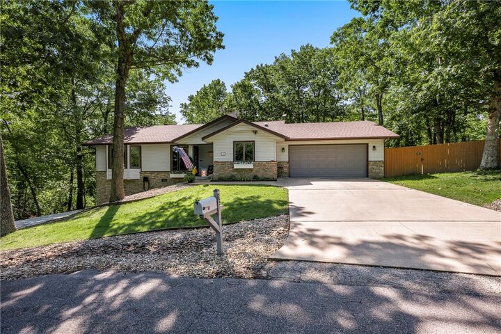 Property Photo: 12 Drayton Lane AR 72715