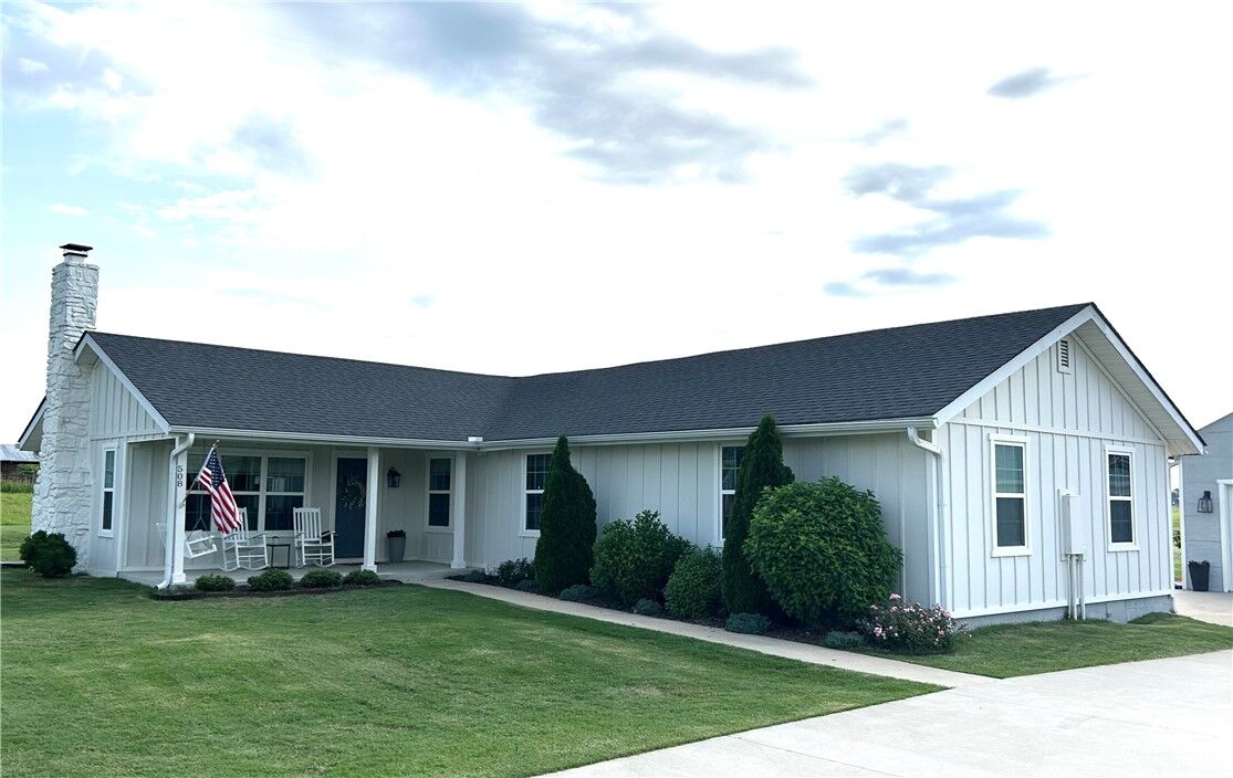 Property Photo:  508 Drain Road  AR 72730 