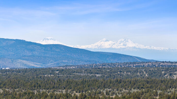 5742 SE Thomas Road  Prineville OR 97754 photo