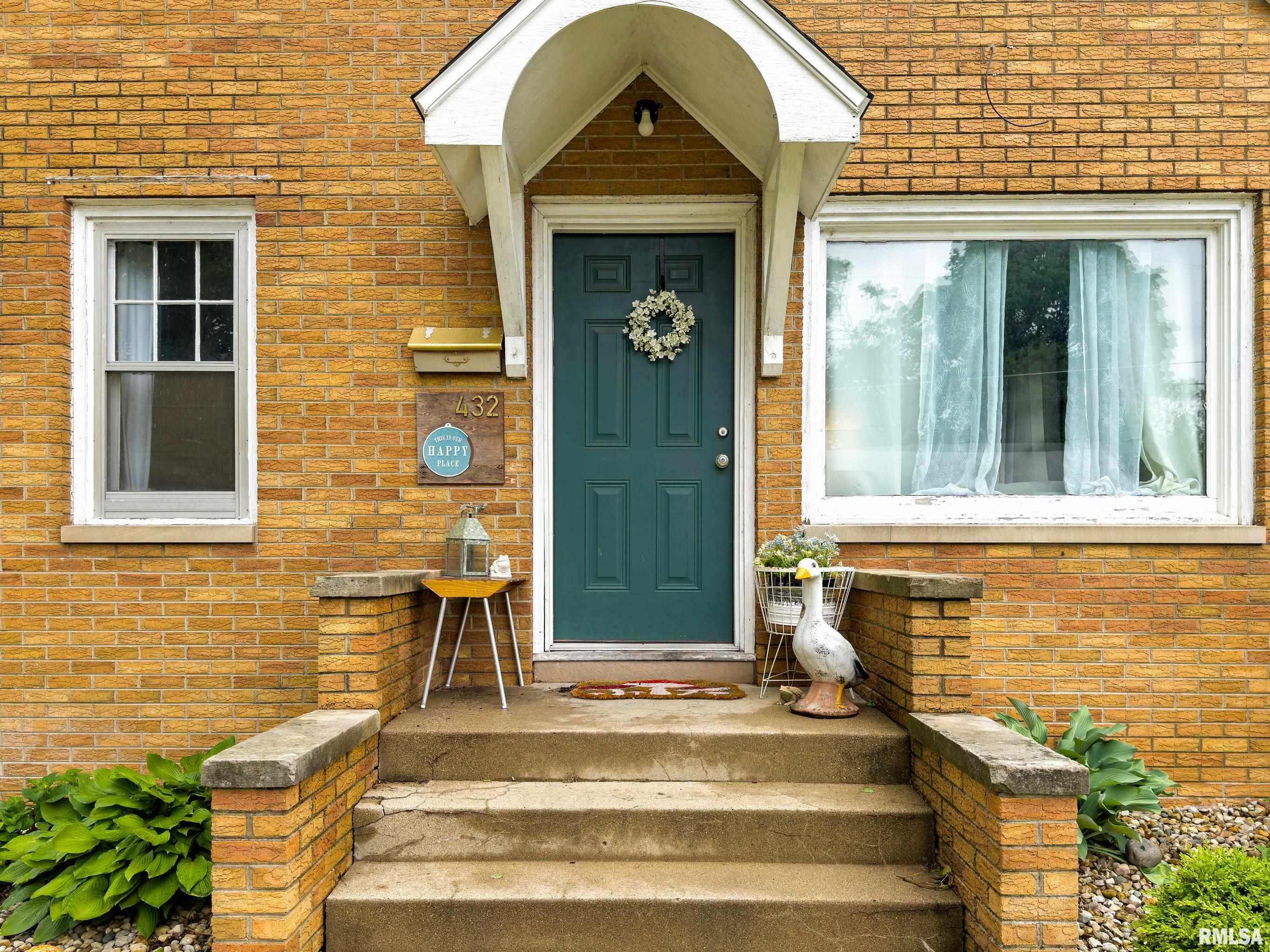 Property Photo: 432 N Bauman Avenue IL 61550