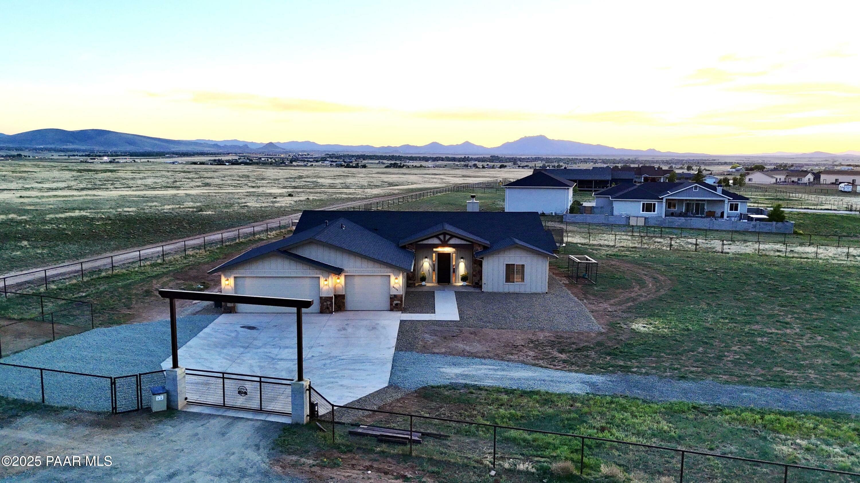 8044 N Crimson Canyon Road  Prescott Valley AZ 86315 photo