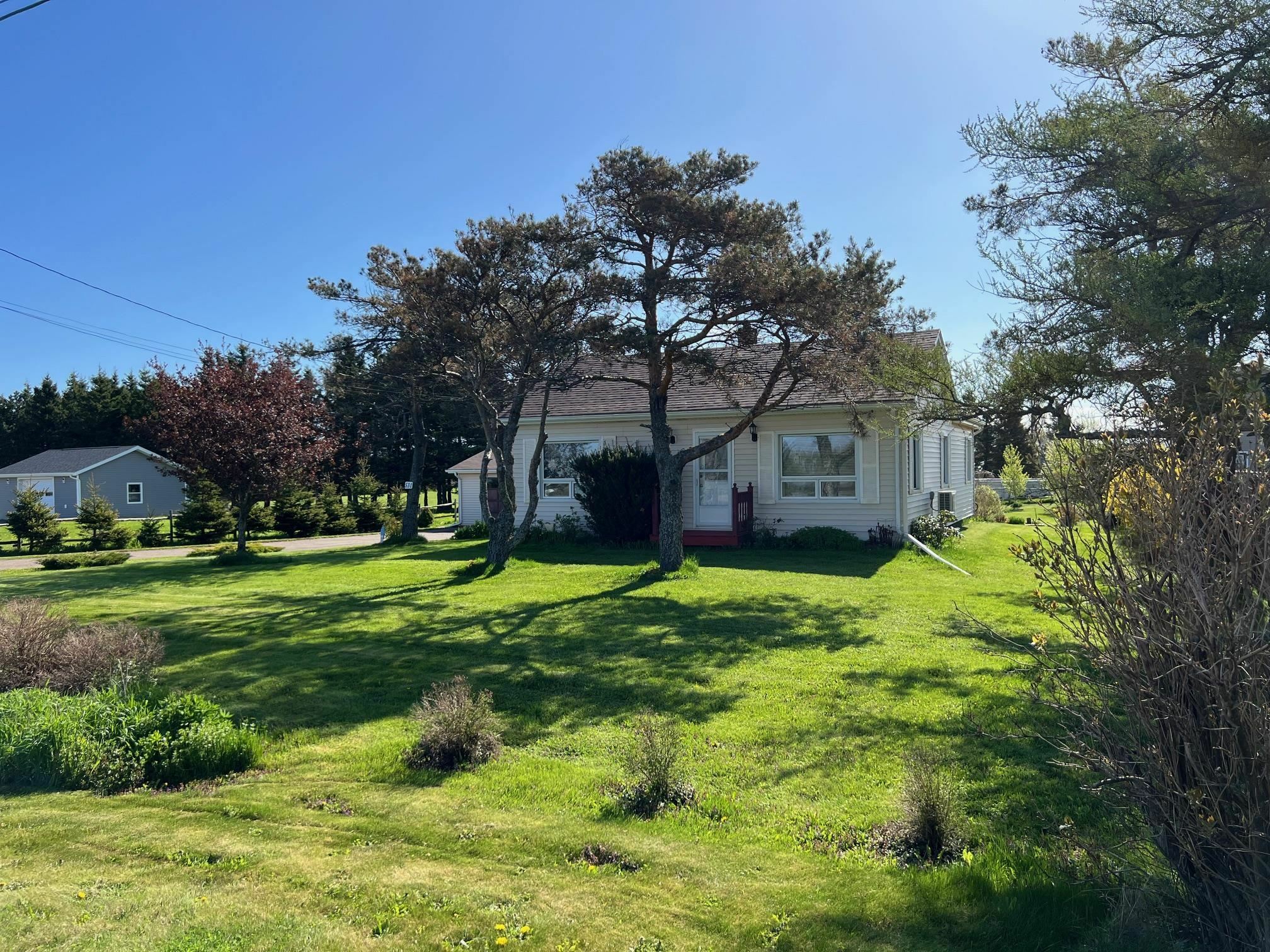 Property Photo: 531 Central Street PE C1N 4J8