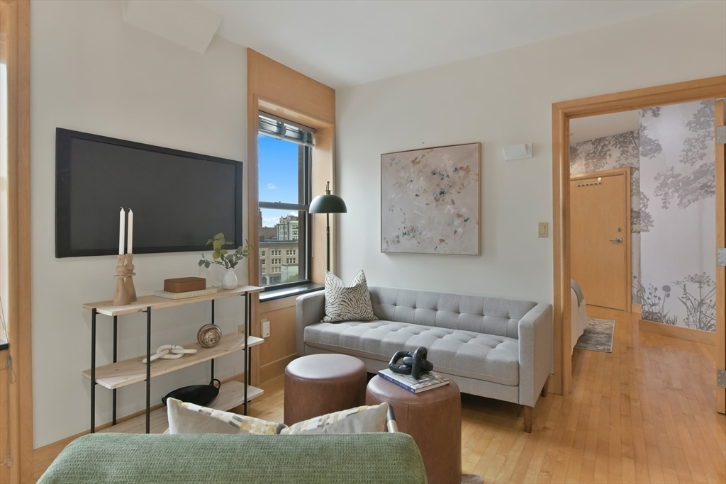 Property Photo:  42-44 Beach St 8D  MA 02111 