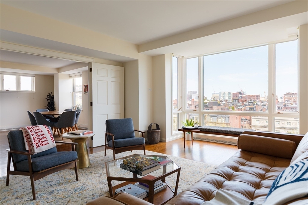 Property Photo: 2 Commonwealth Avenue 8G MA 02116