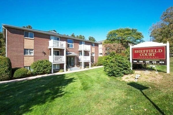 616 Boston Post Rd E 17  Marlborough MA 01752 photo