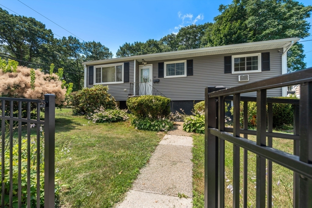 Property Photo:  80 Messinger St  MA 02126 