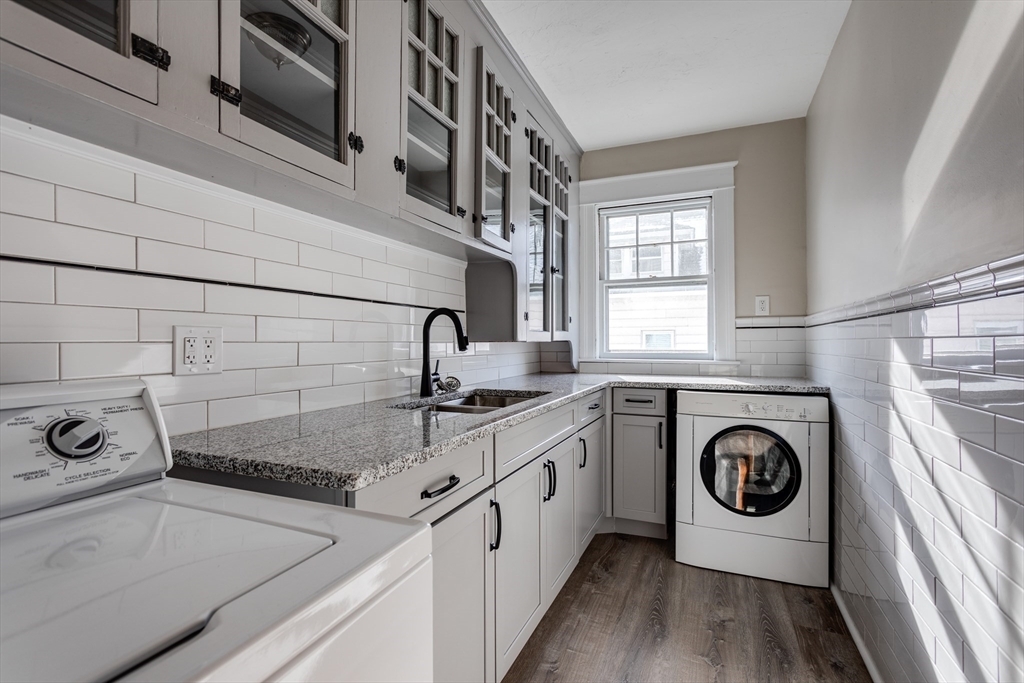 Property Photo: 174 Vernon St MA 01610