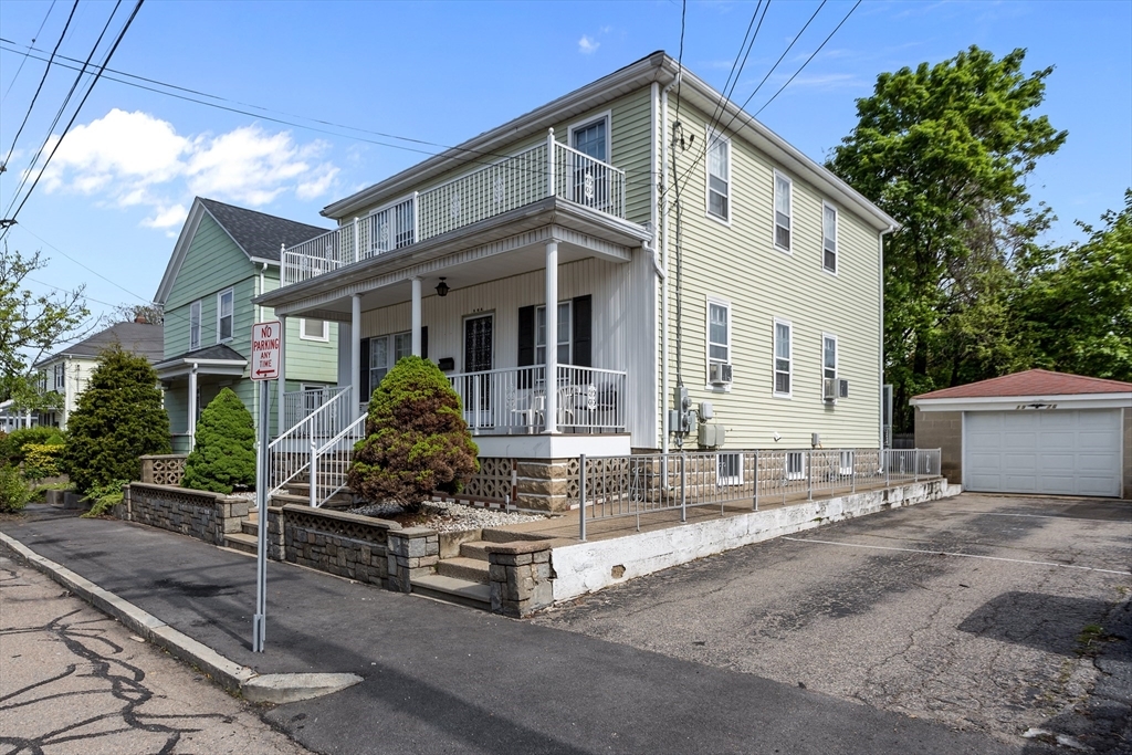 Property Photo:  504 Warren  RI 02914 