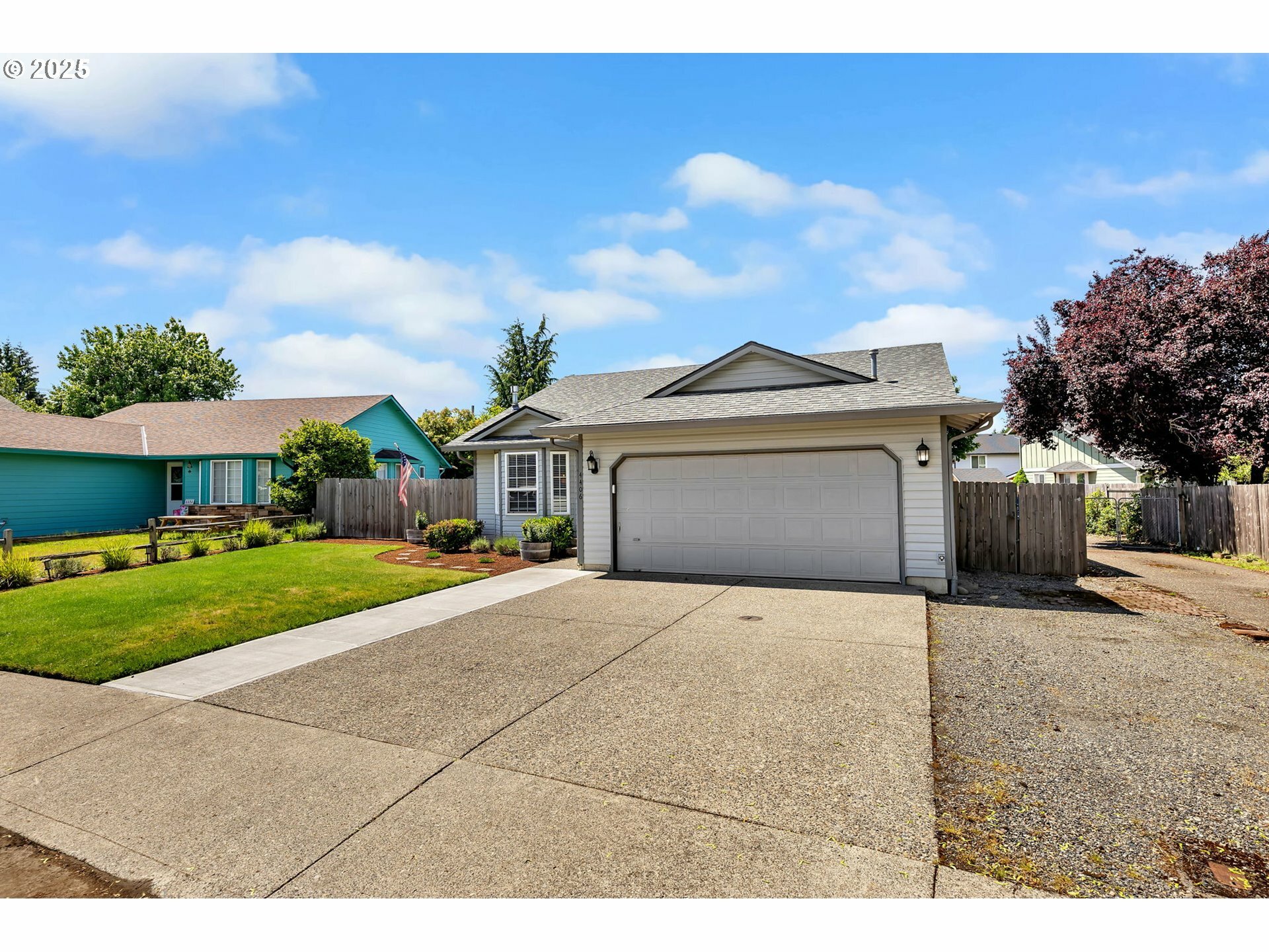 Property Photo: 4406 NE 128th Ave WA 98682
