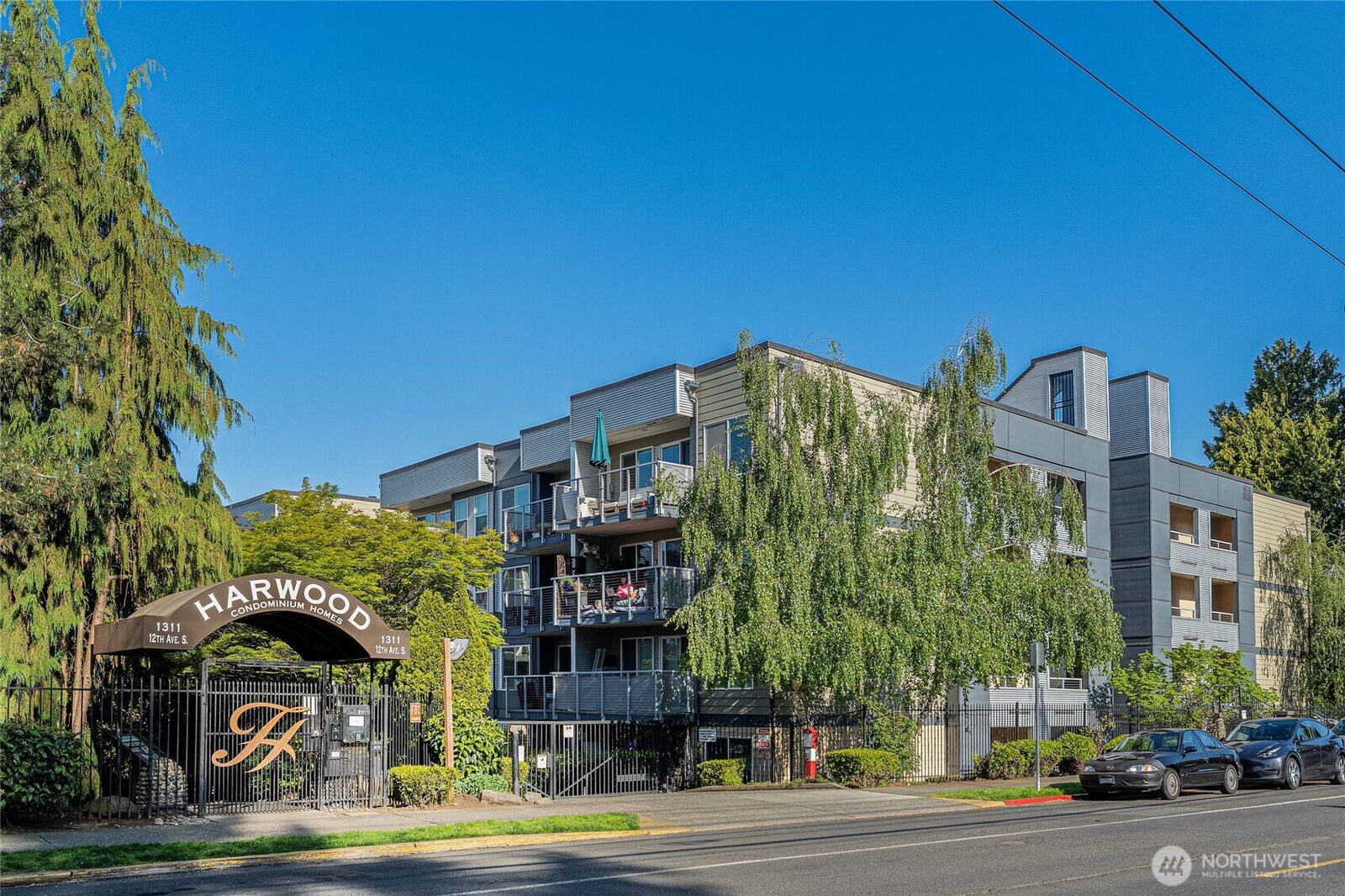 Property Photo: 1311 12th Avenue S B102 WA 98144