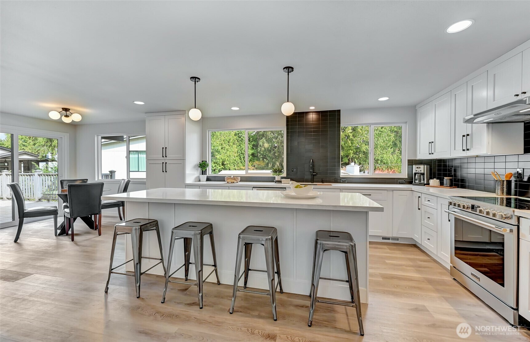 Property Photo: 7310 130th Avenue NE WA 98033