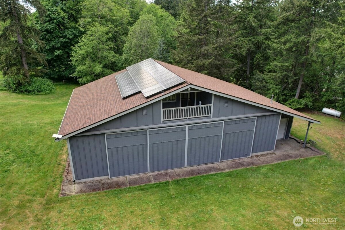 Property Photo: 9535 Olalla Valley Road SE WA 98367