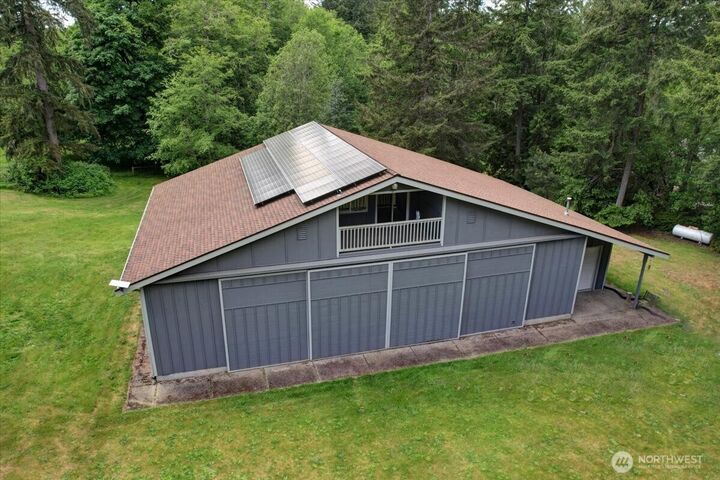Property Photo:  9535  Olalla Valley Road SE  WA 98367 