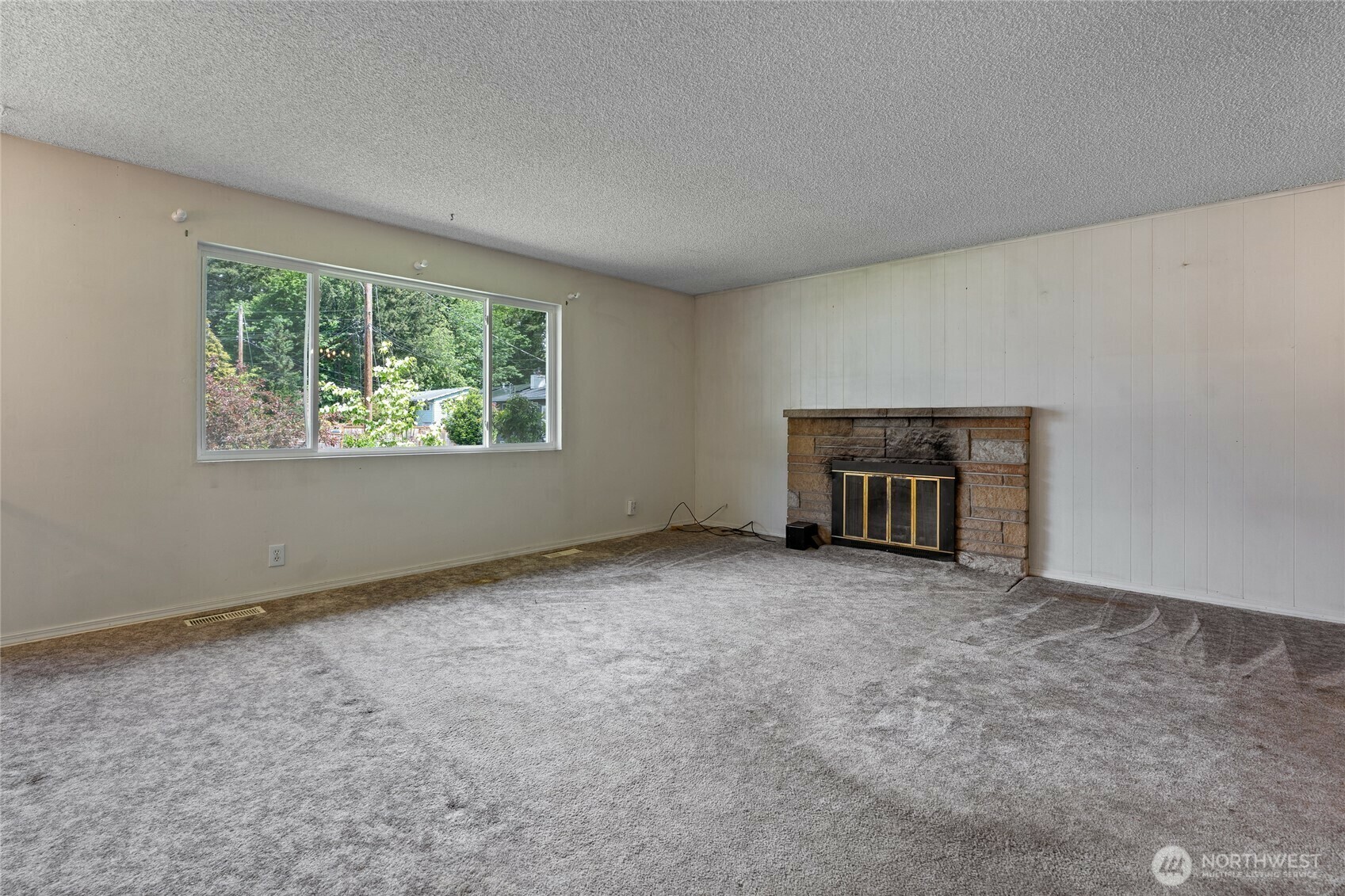 Property Photo: 22508 W 51 St Ave WA 98043
