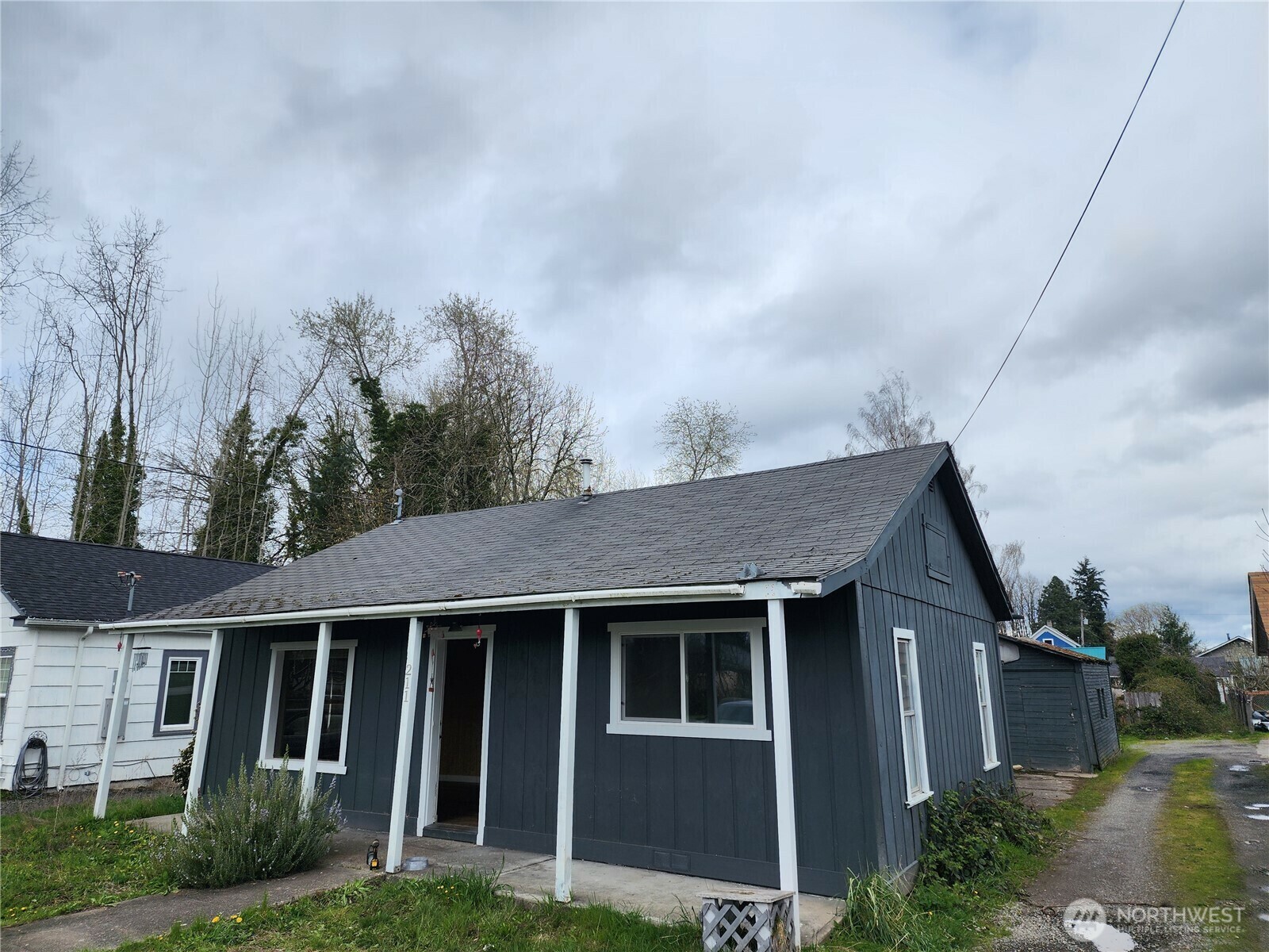 Property Photo: 211 E Cherry Street WA 98531