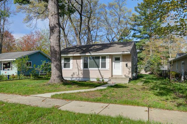 406 Hamilton Street  Traverse City MI 49686 photo