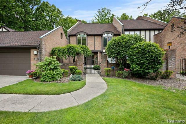 5117 Woodview Court  Dearborn MI 48126 photo