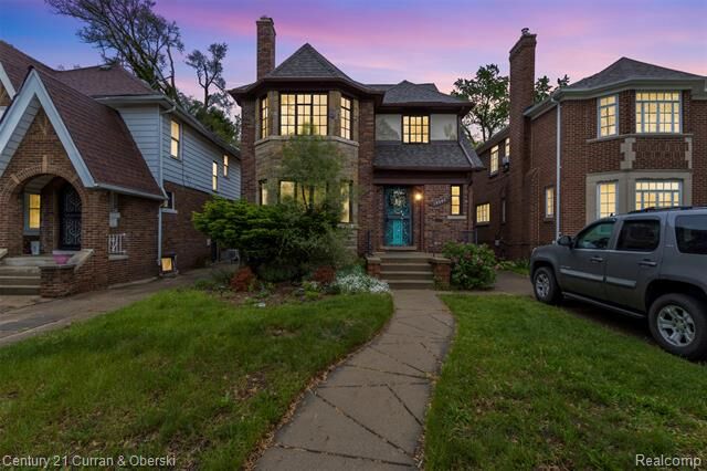 Property Photo:  18940 Pennington Drive  MI 48221 