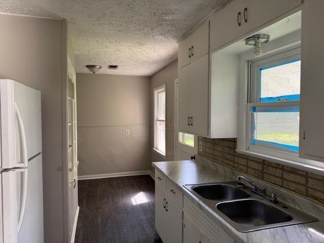 Property Photo: 6 Circle Q TX 77630
