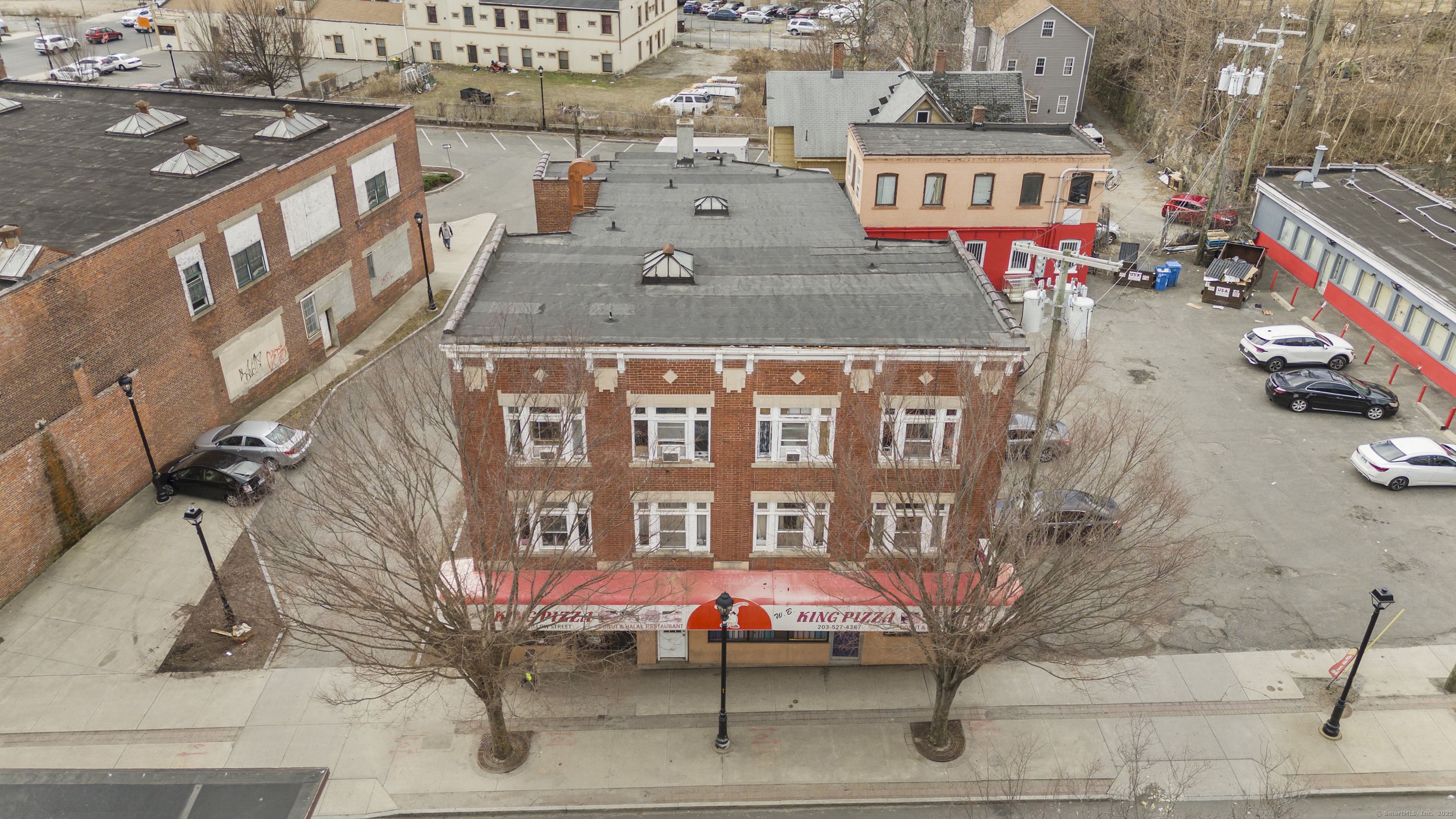 Property Photo: 33 &Amp 39 Willow Street CT 06710