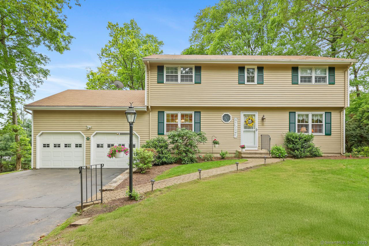 Property Photo: 33 Raven Road CT 06611
