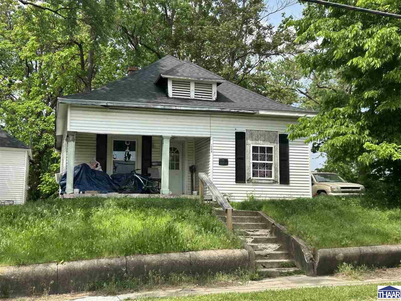 Property Photo: 1508 Oak Street IN 47807